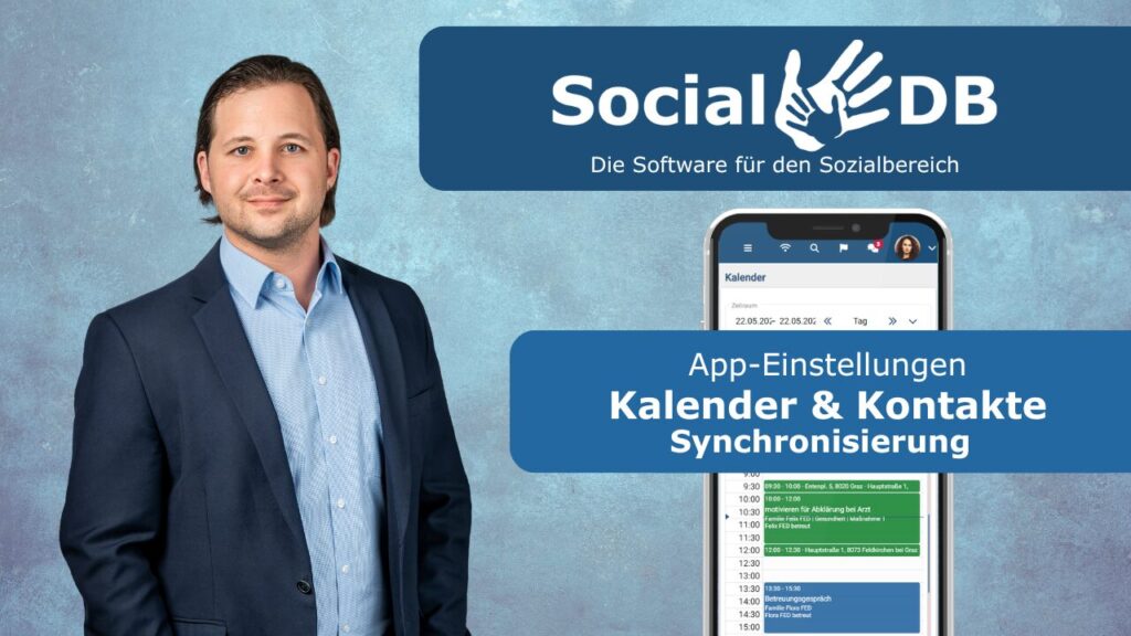 Geschäftsführer vor SocialDB-Software und App-Präsentation
